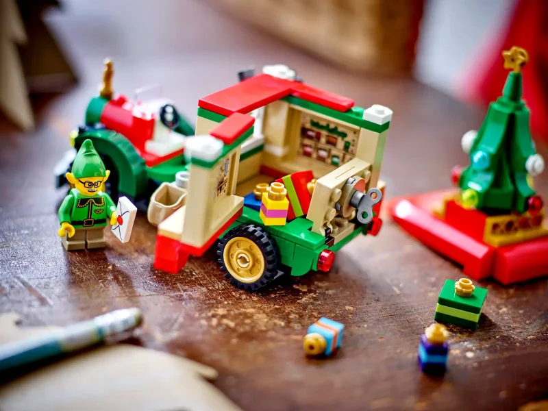 LEGO 40746 Santa's Delivery Truck