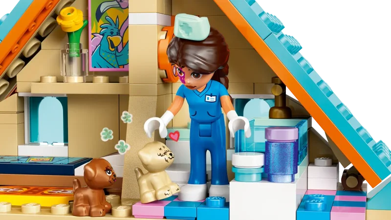 LEGO Friends 42651 Horse and Pet Vet Clinic