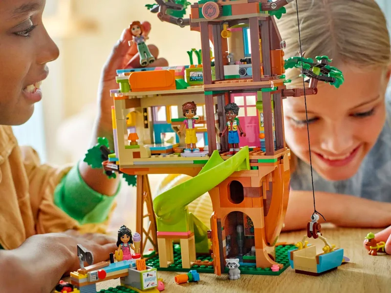 LEGO Friends 42652 Friendship Tree House Hangout