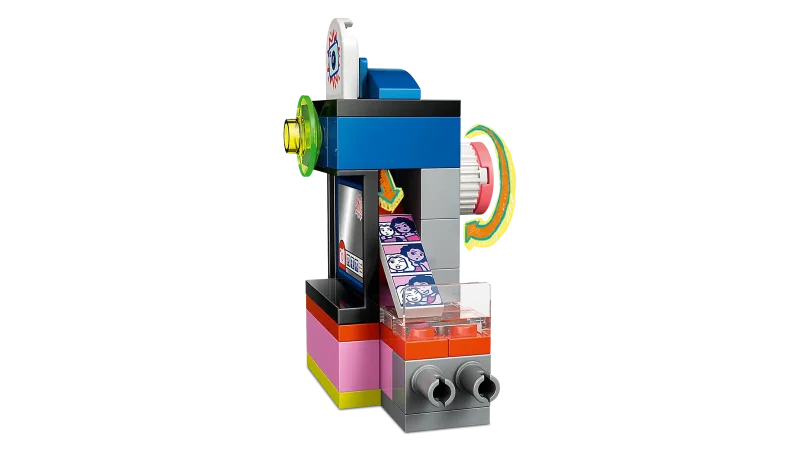 LEGO Friends 42662 Hair Salon and Accessories Store