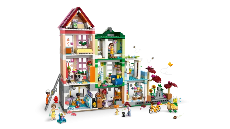 LEGO Friends 42670 Heartlake City Apartments and Stores