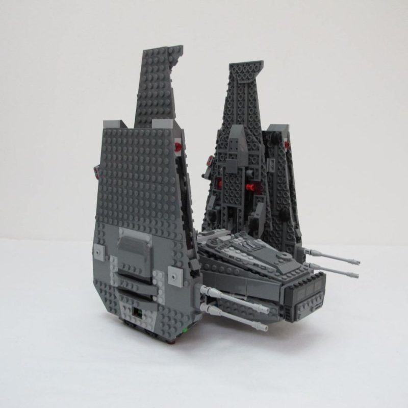 Kylo Ren's Command Shuttle. Complete with instructions and box - Image 11