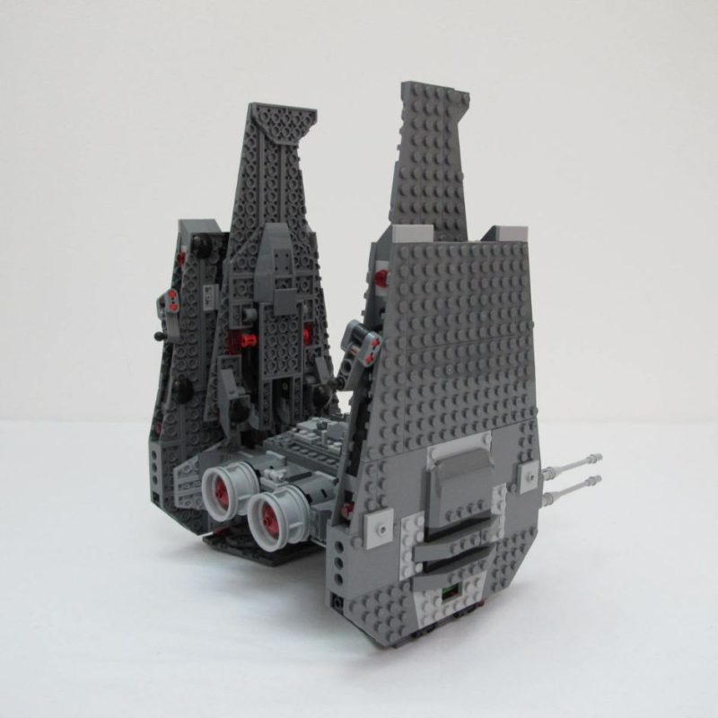 Kylo Ren's Command Shuttle. Complete with instructions and box - Image 12