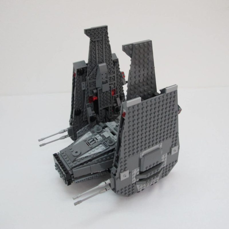 Kylo Ren's Command Shuttle. Complete with instructions and box - Image 14