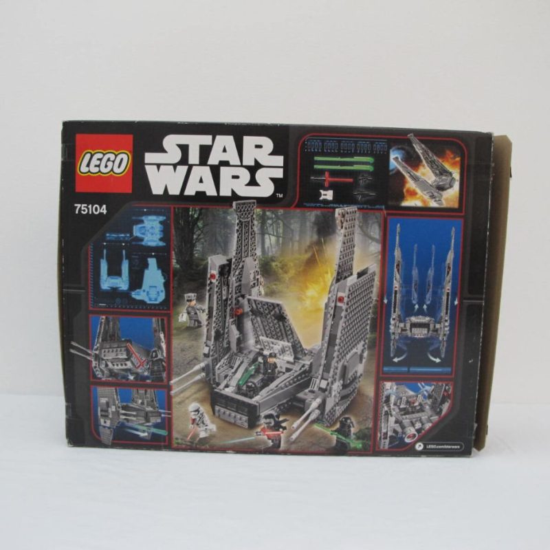 Kylo Ren's Command Shuttle. Complete with instructions and box - Image 16