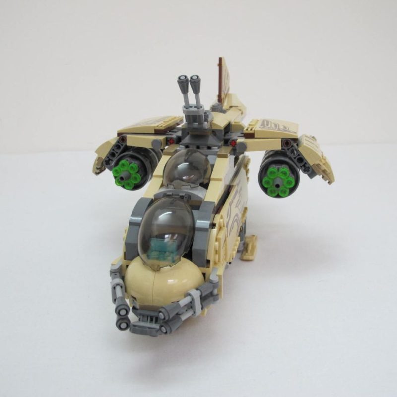 Wookiee Gunship. Complete with instructions and box - Image 10