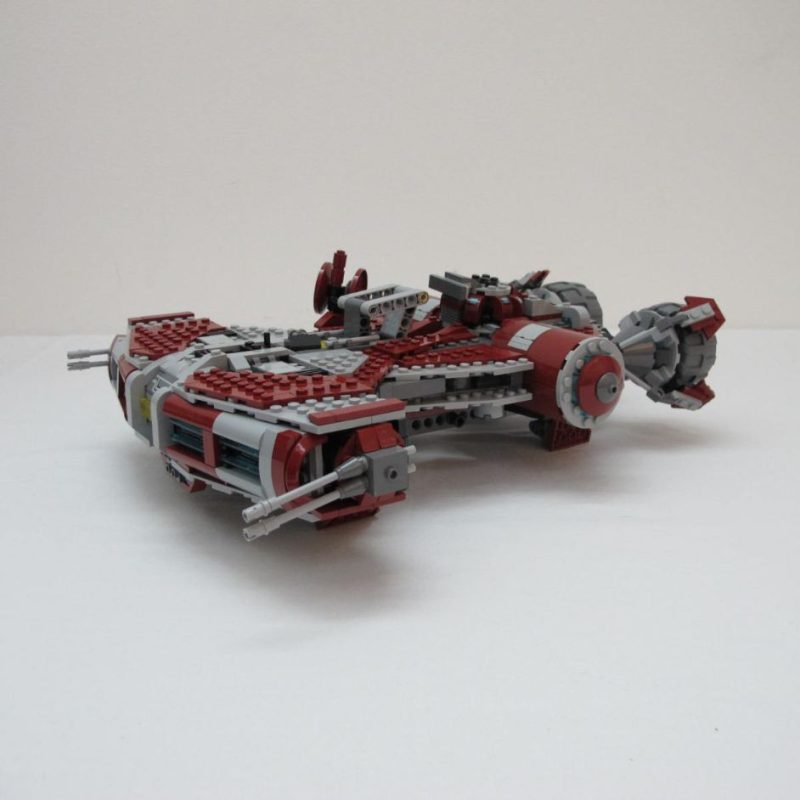 Jedi Defender-class Cruiser. Complete with instructions and box - Image 12