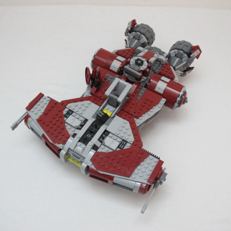 Jedi Defender-class Cruiser. Complete with instructions and box - Image 14