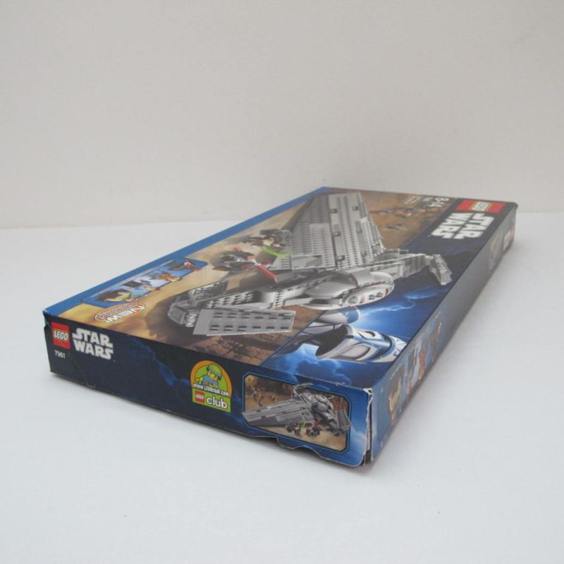 Darth Maul's Sith Infiltrator. Complete with instructions and box - Image 17