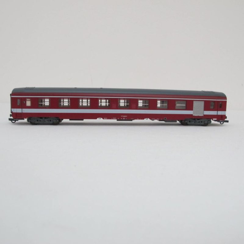 Set of Four Passenger Coaches ‘Le Capitole’ - Image 14