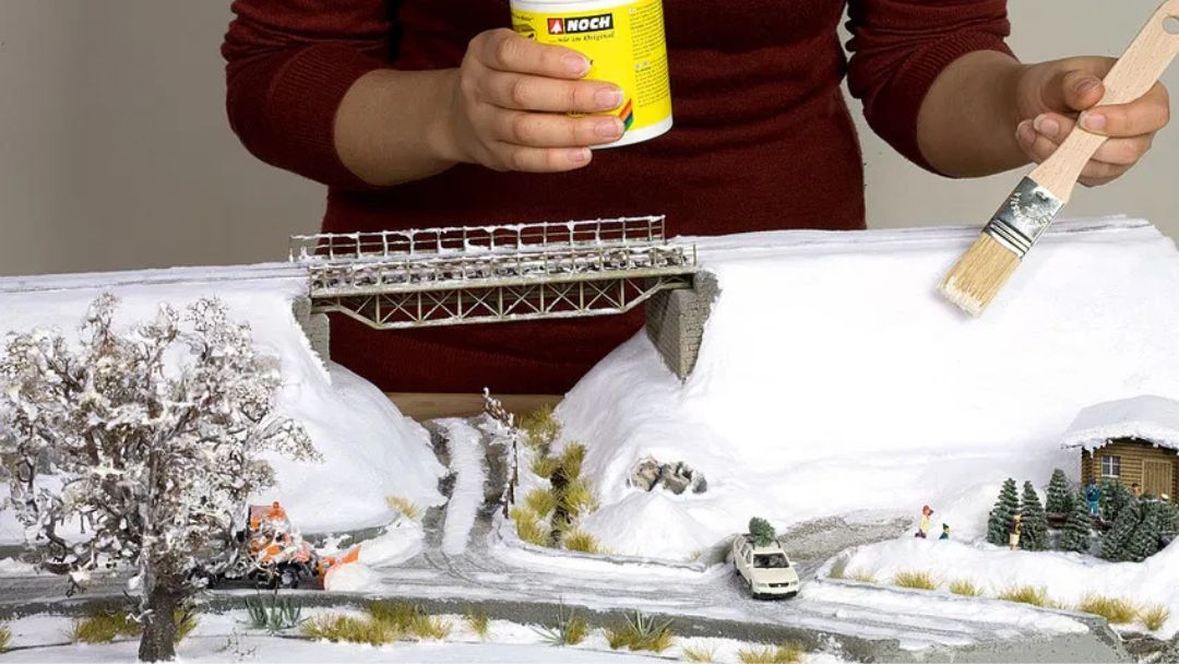 Noch snow for model train track