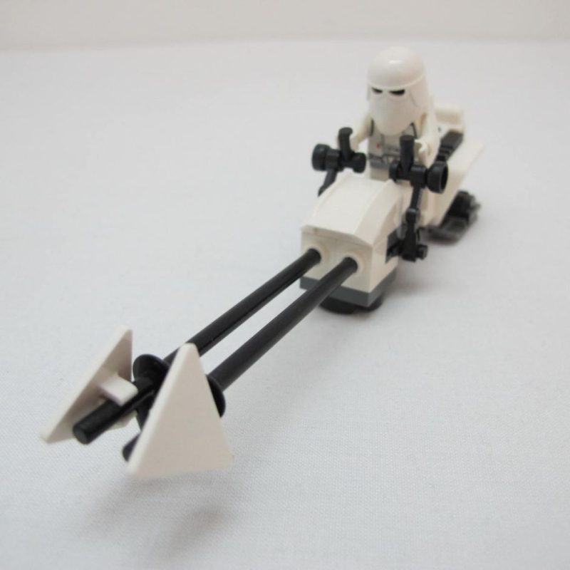 Snowtrooper Battle Pack. Complete with instructions and box - Image 3