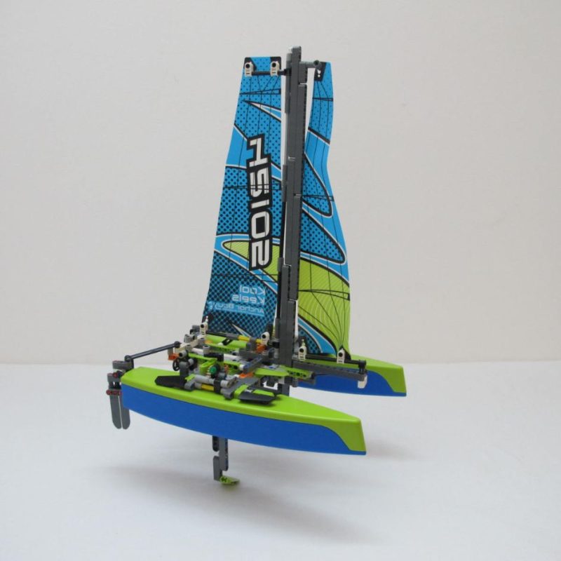 Catamaran. Complete without instructions and box - Image 3