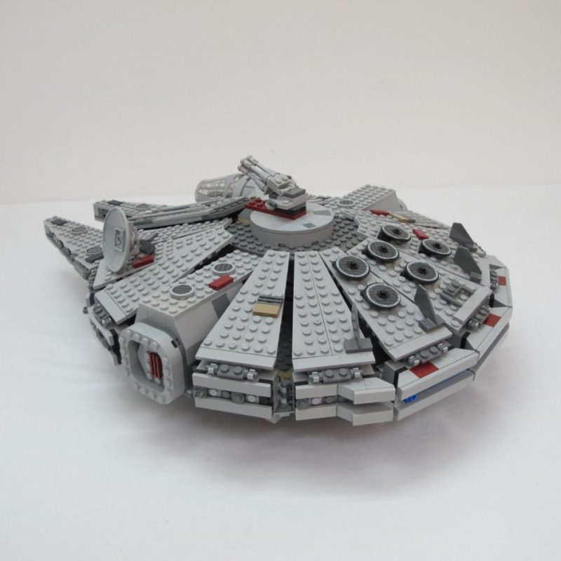 Millennium Falcon. Complete with instructions and box - Image 14