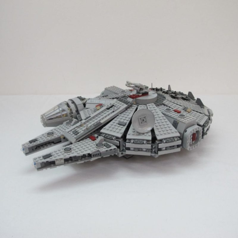 Millennium Falcon. Complete with instructions and box - Image 15