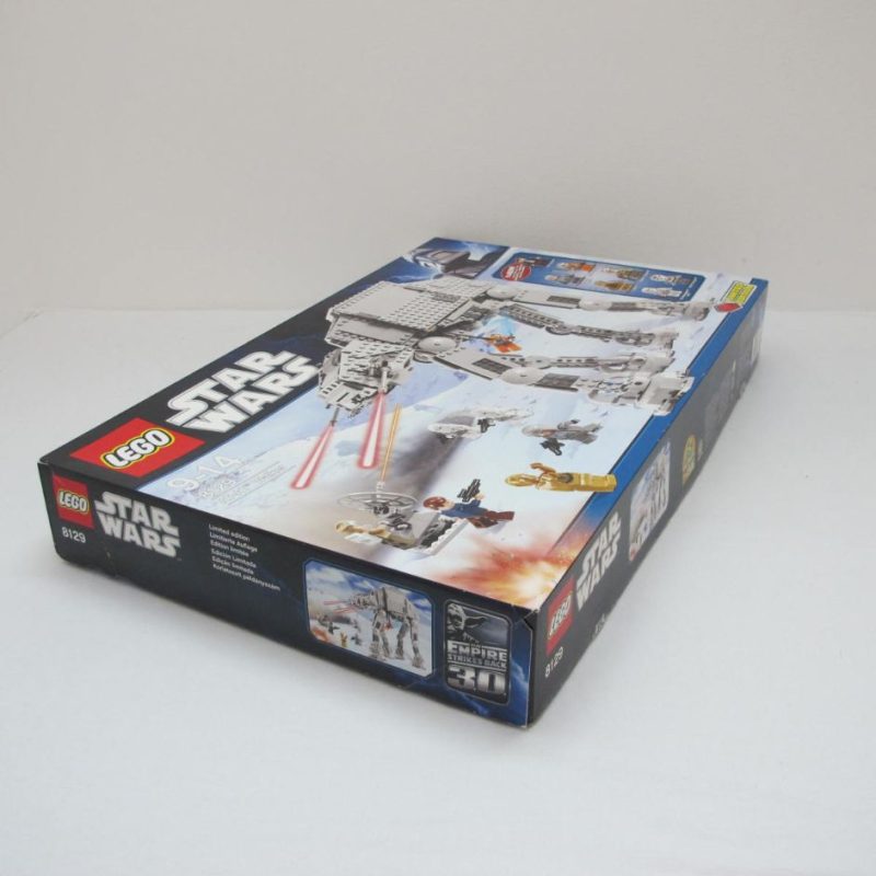 AT-AT Walker. Complete with instructions and box - Image 19