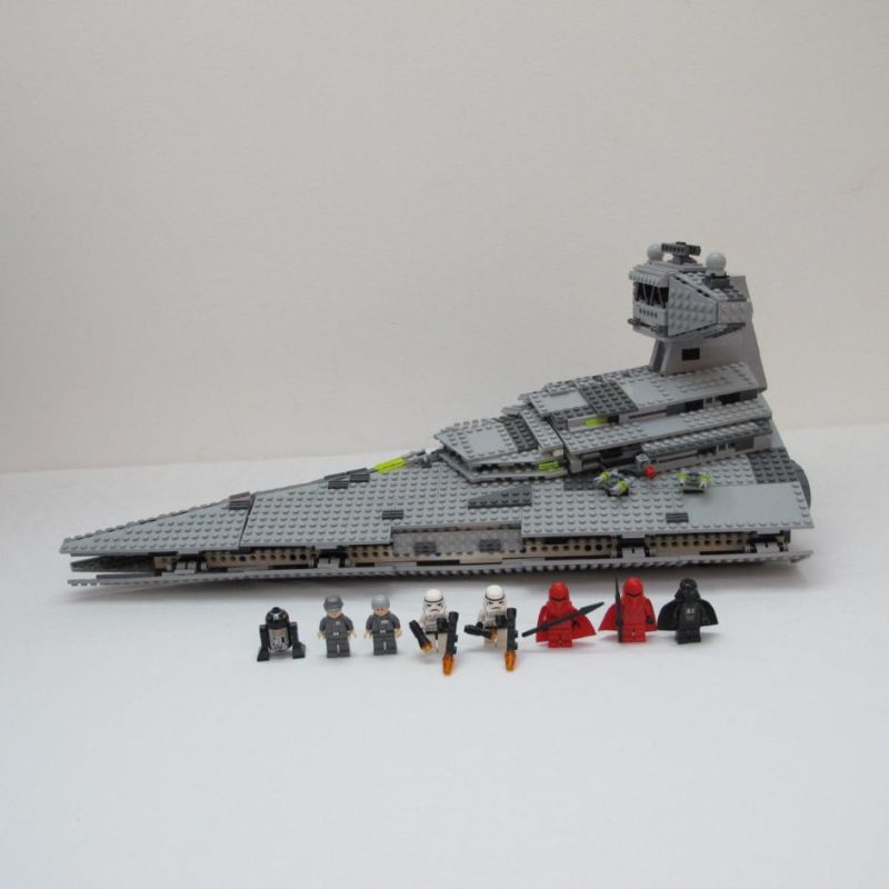 Imperial Star Destroyer. Complete with instructions and box - Image 8