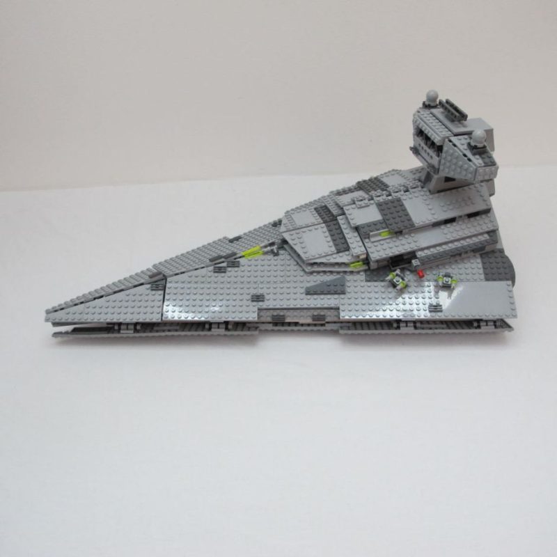 Imperial Star Destroyer. Complete with instructions and box - Image 17