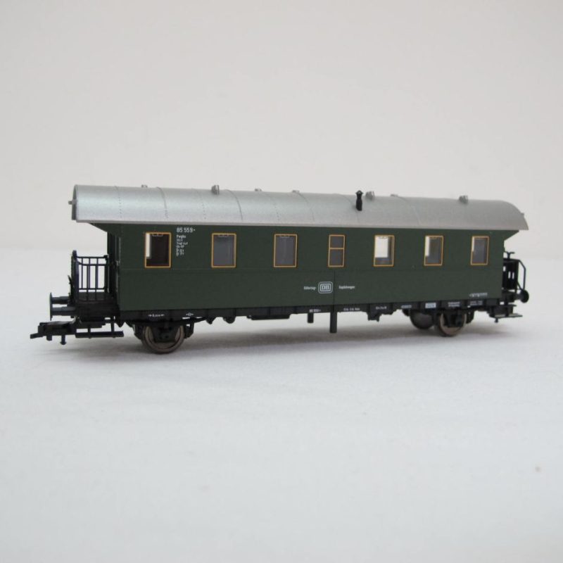 ‘Freight train luggage wagon’ - Image 12