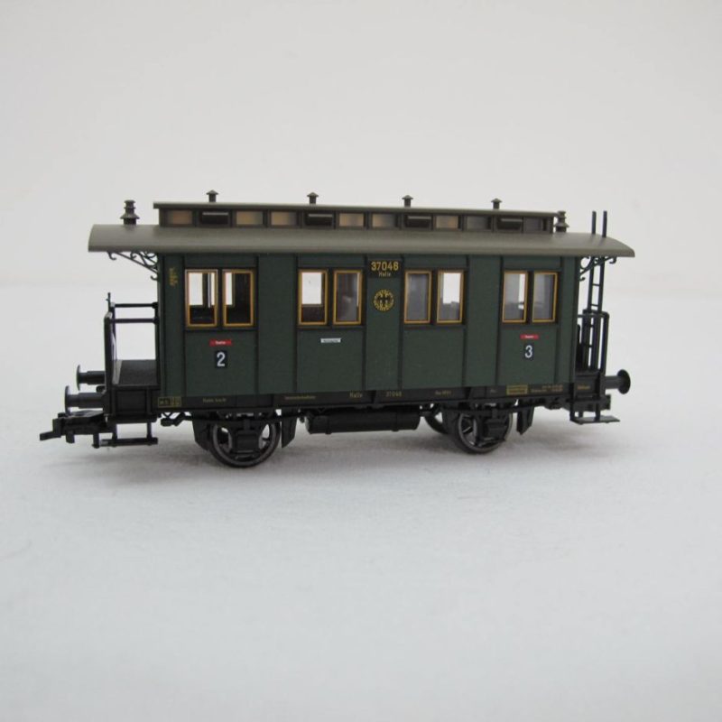 Passenger coach 050 196 Hall - Image 12