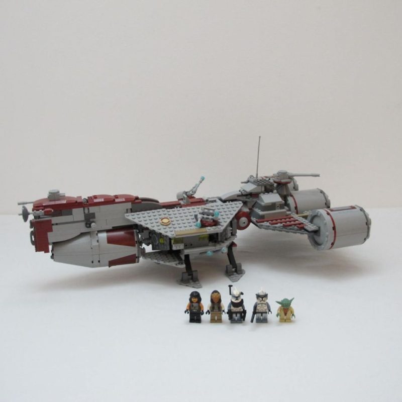 Republic Frigate. Incomplete with instructions, no box - Image 5