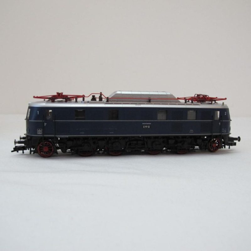 Electric locomotive BR E19 - Image 10