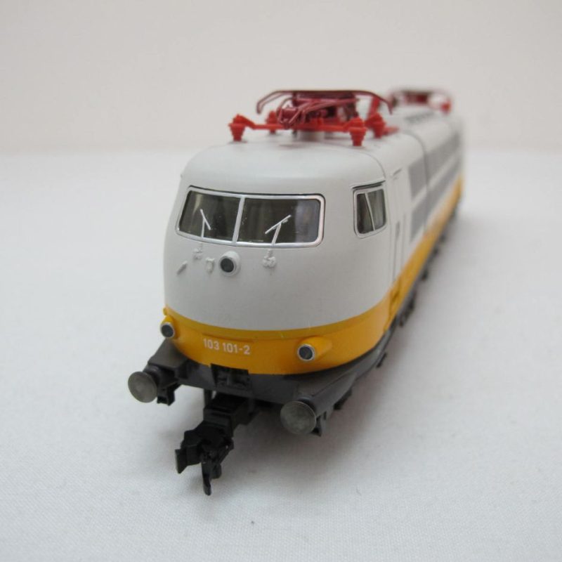 DB Class 103.1 electric locomotive - Airport Express - Image 6