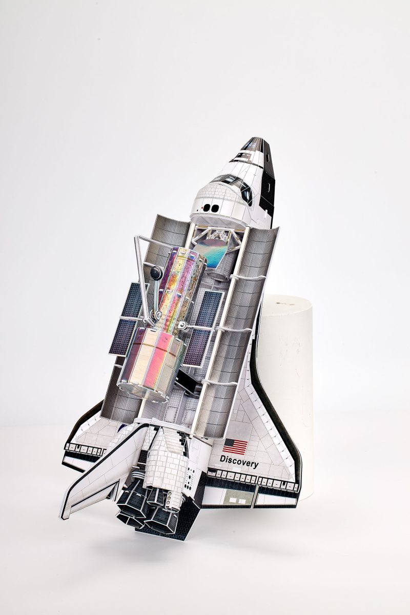 Space Shuttle Discovery Revell 3D Puzzle - Image 6