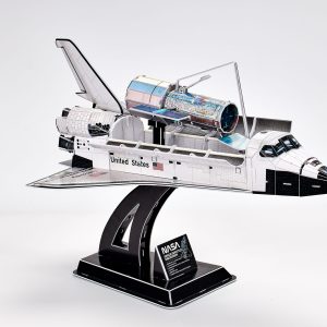 Space Shuttle Discovery Revell 3D Puzzle - Image 2
