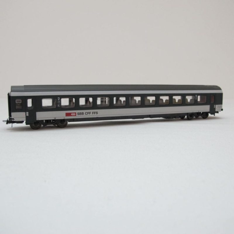 SBB express train coach 2nd class - Image 2