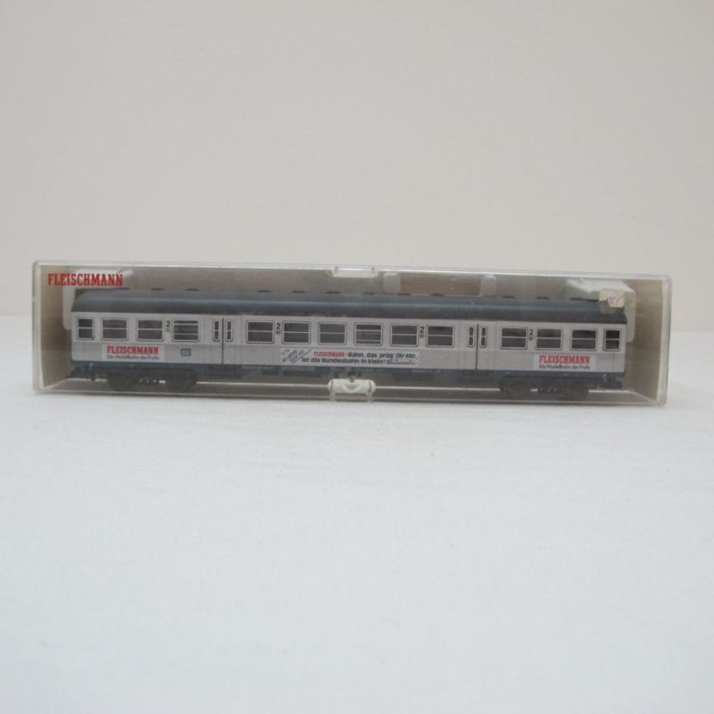 Commuter coach - 40th anniversary model - Image 6