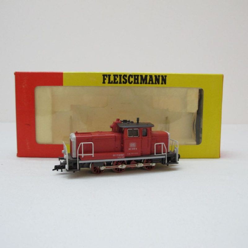 Diesel locomotive red BR 361 635-6 DB