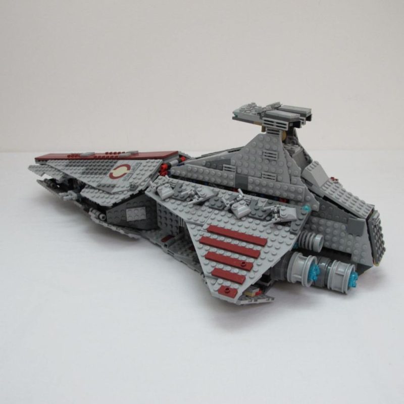 Venator-Class Republic Attack Cruiser. Complete with instructions and box - Image 6