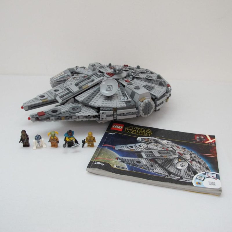 Millennium Falcon. Complete with instructions, no box