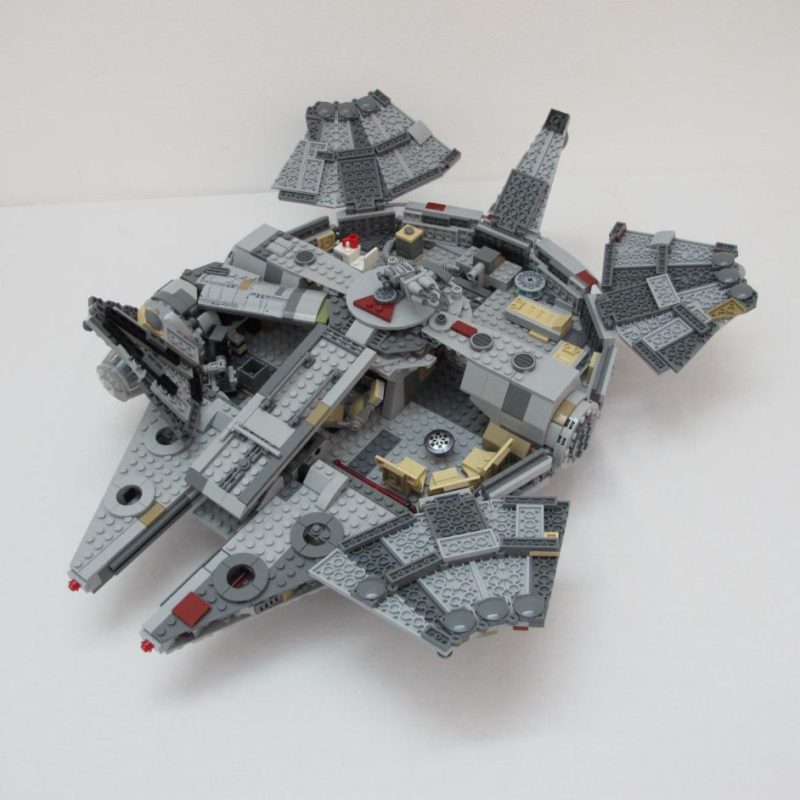 Millennium Falcon. Complete with instructions, no box - Image 17