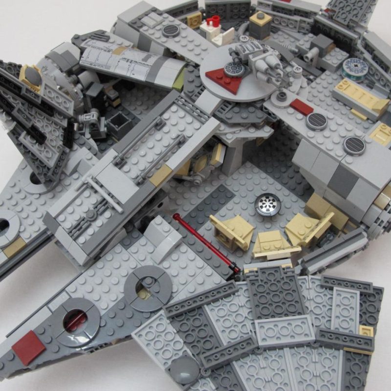 Millennium Falcon. Complete with instructions, no box - Image 19