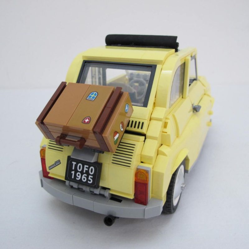 Fiat 500 {Bright Light Yellow Edition}. Complete with instructions and box - Image 2