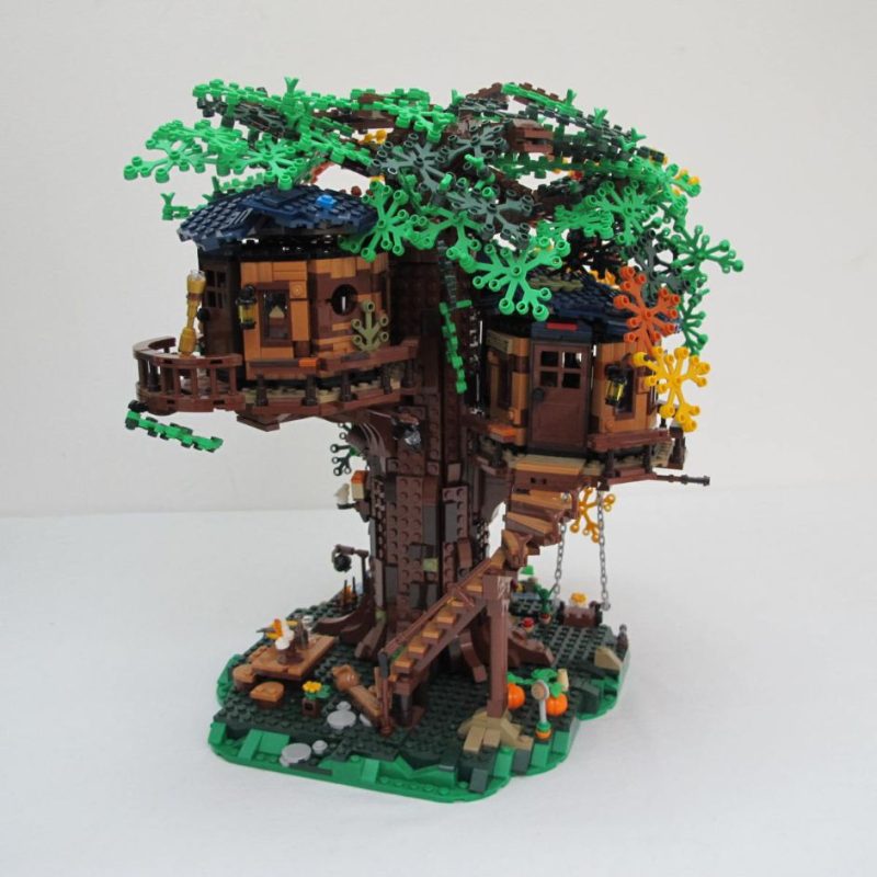 Tree House. Complete with instructions and box - Image 9