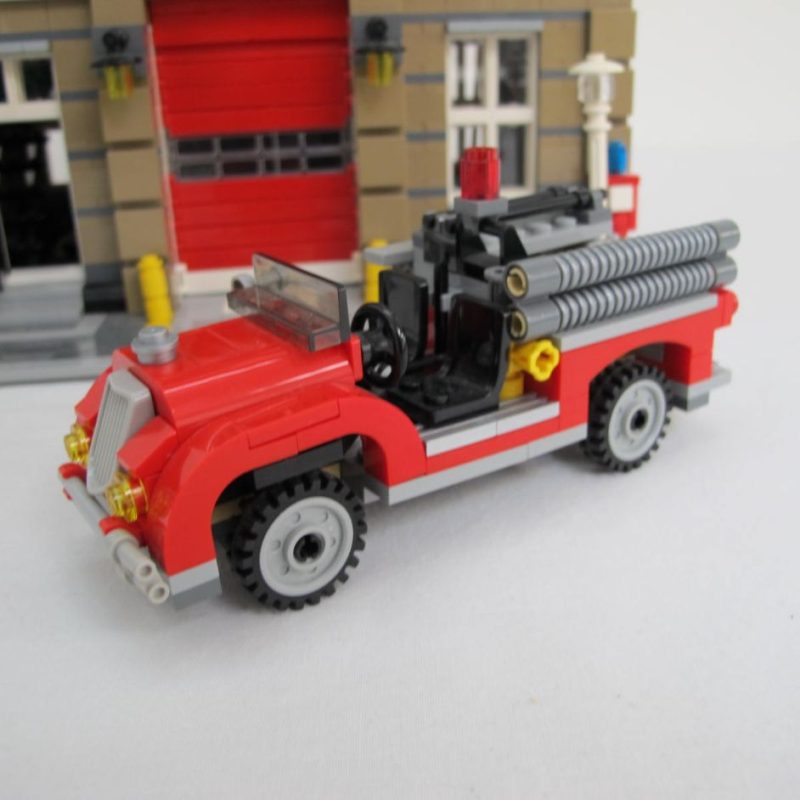 Fire Brigade. Complete with instructions and box - Image 7