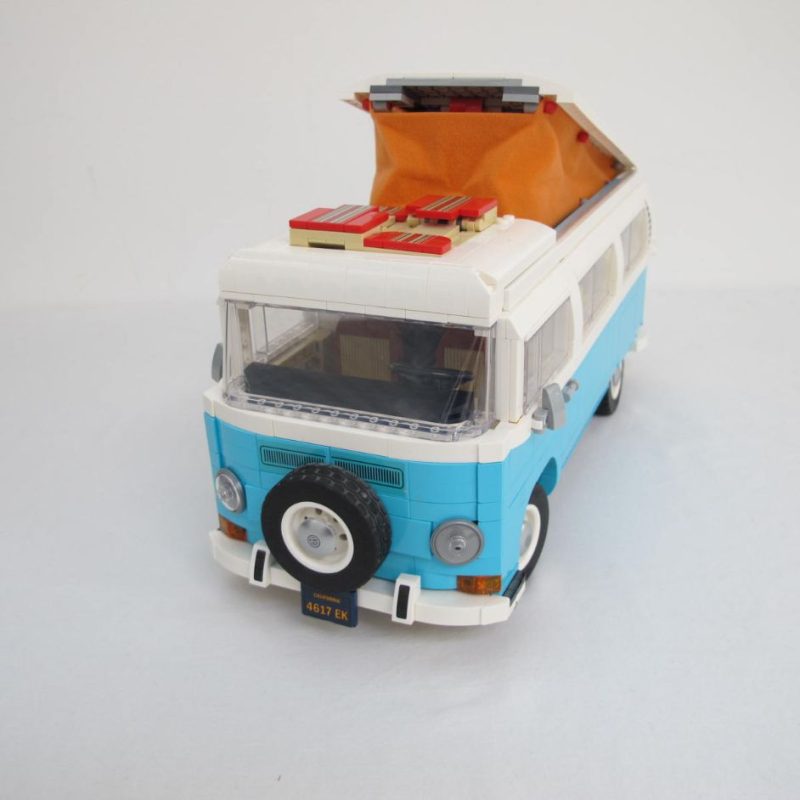 Volkswagen T2 Camper Van {VW Bus}. Complete with instructions and box - Image 8