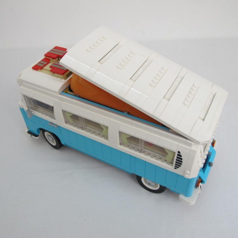 Volkswagen T2 Camper Van {VW Bus}. Complete with instructions and box - Image 11