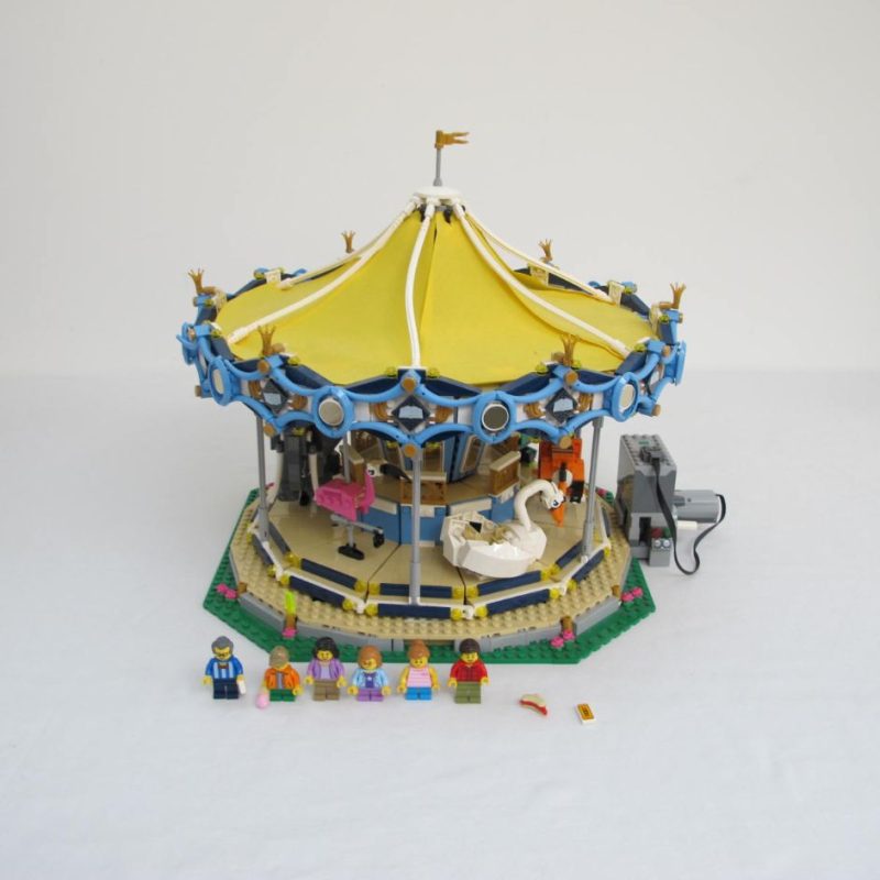 Carousel. Complete with instructions and box - Image 23