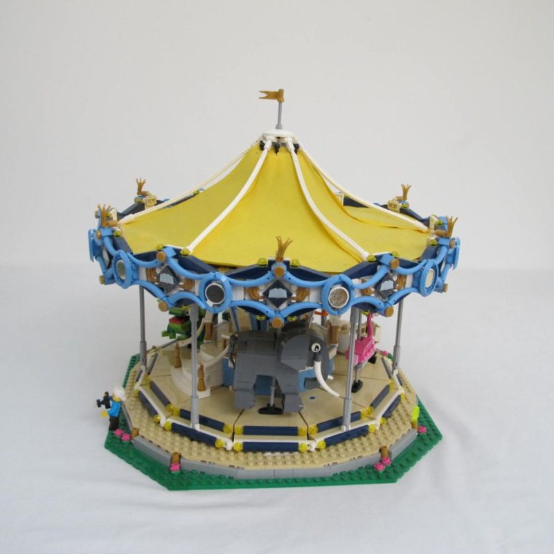 Carousel. Complete with instructions and box - Image 7