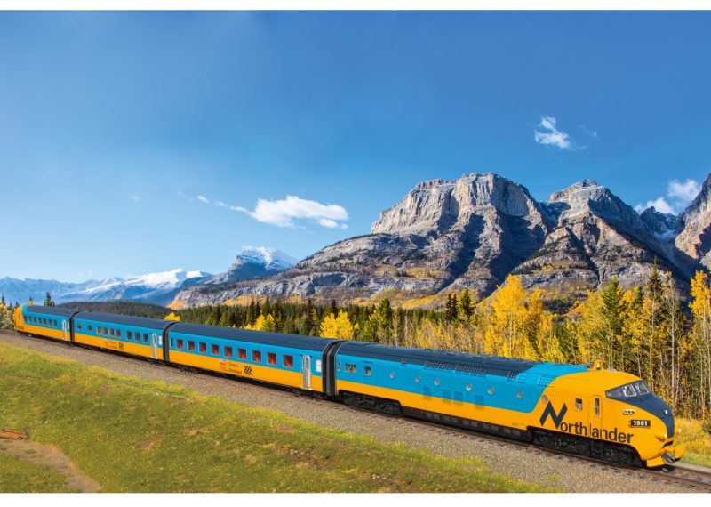 Märklin 39705 "Northlander" Diesel Powered Train