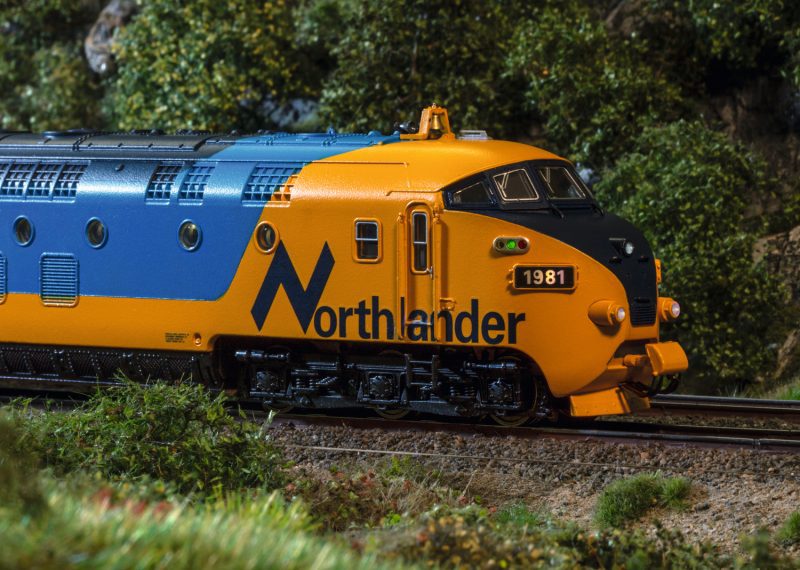 Märklin 39705 "Northlander" Diesel Powered Train