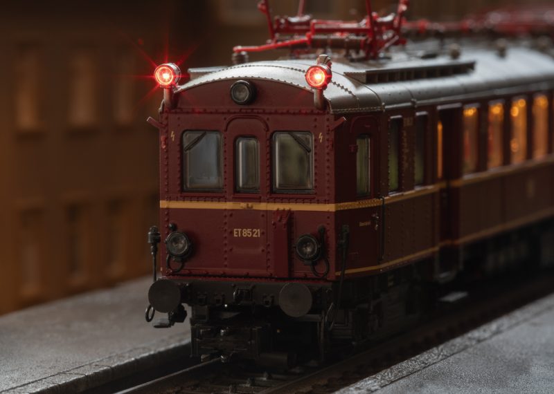 Märklin 39853 DB Class ET 85 Powered Rail Car