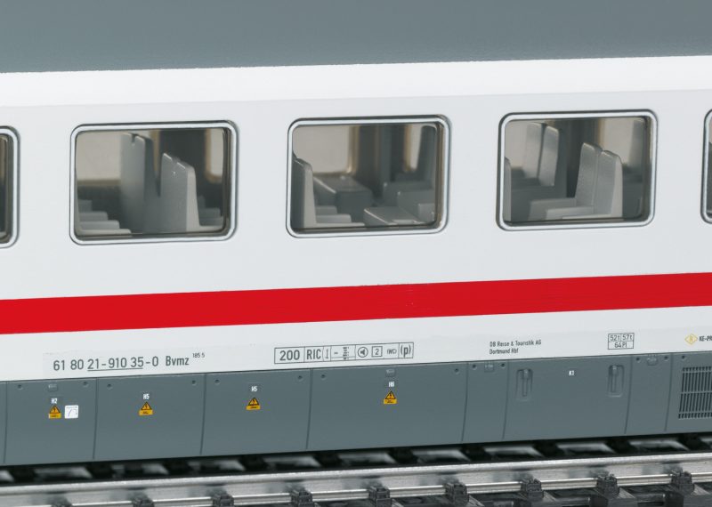 Märklin 43680 Type Bvmz 185.5 Passenger Car