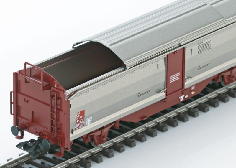 Märklin 47303 Type Tbis Sliding Roof / Sliding Wall Car Set
