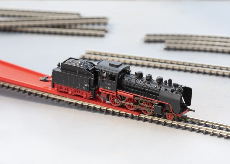 Märklin "Museum Passenger Train" Starter Set with a Class 24 Steam Locomotive (81874)