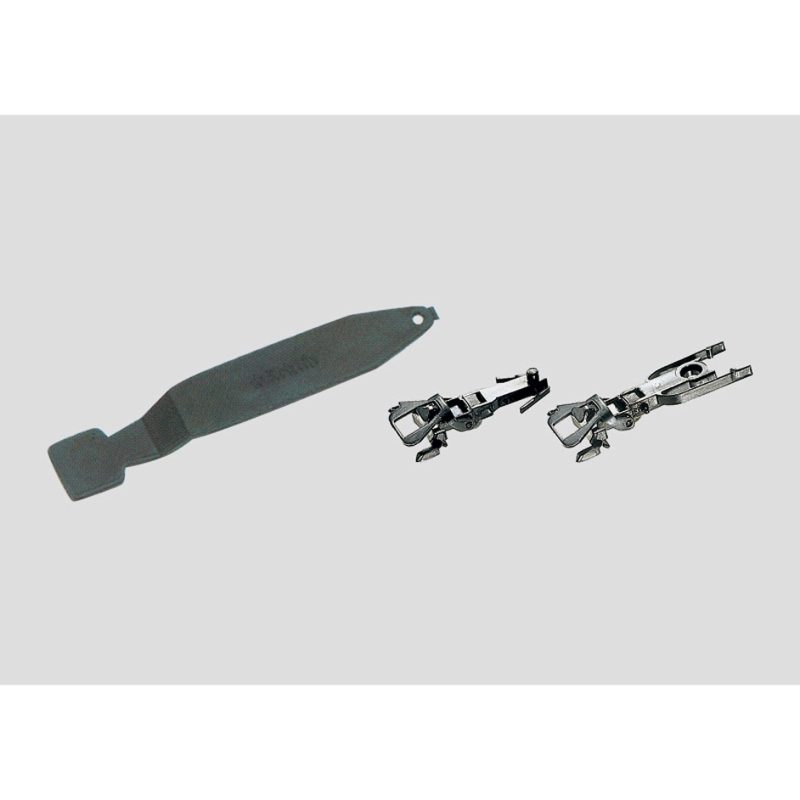 Märklin 7205 Close Couplers for Locomotives and Cars without Guide Mechanisms